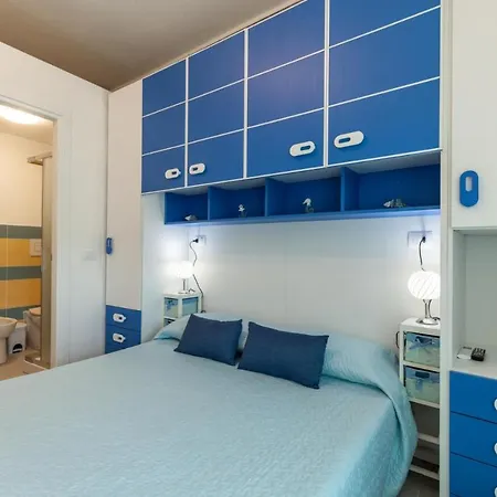 Casa Esada * フォッローニカ